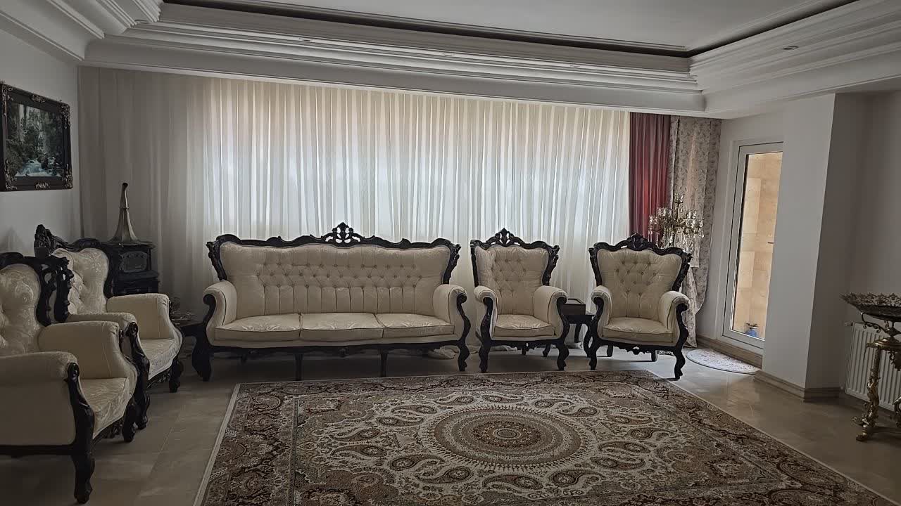 آپارتمان تک واحدی
