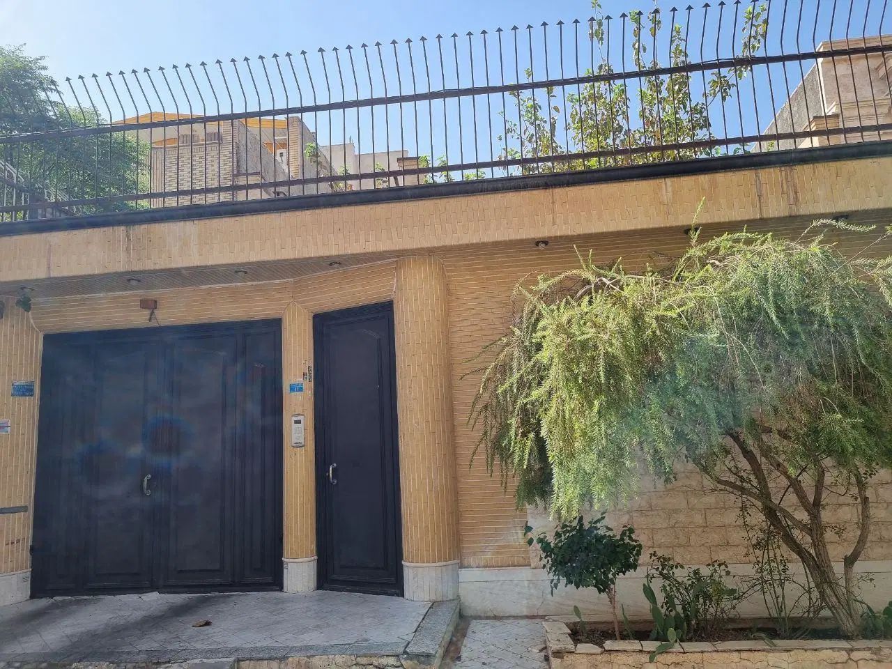 ویلایی دو طبقه